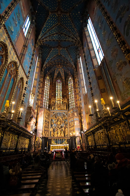 interno Basilica di Santa Maria-Rynek Glowny-Cracovia