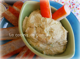 Dip de langostinos y aguacate con chips de surimi (La cocina de Camilni)