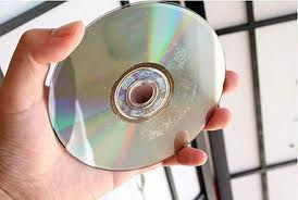 Como reparar un CD o DVD rayado