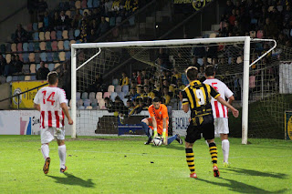 El Barakaldo supera al Hucarán y entra en dieciseisavos de final