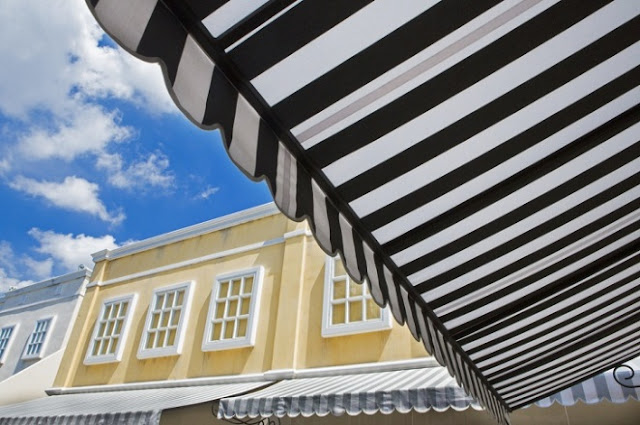 Retractable Awnings