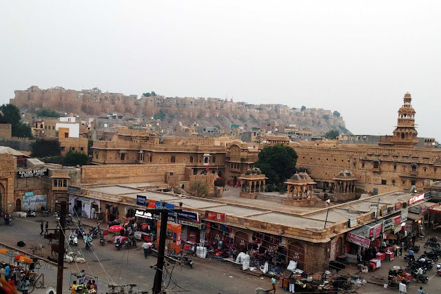 Amazing view of Jaisalmer fort & Mandir Palace from the Golden roof restaurant