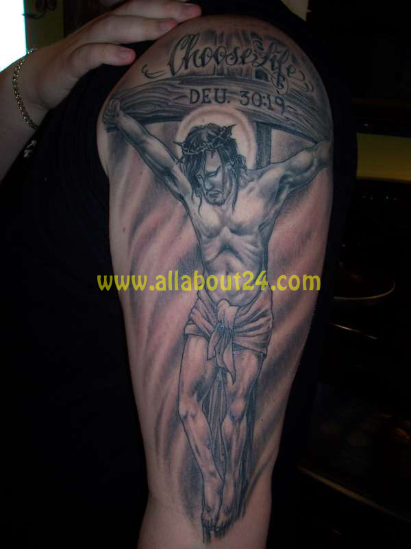 jesus on the cross tattoos. Jesus Cross Tattoos