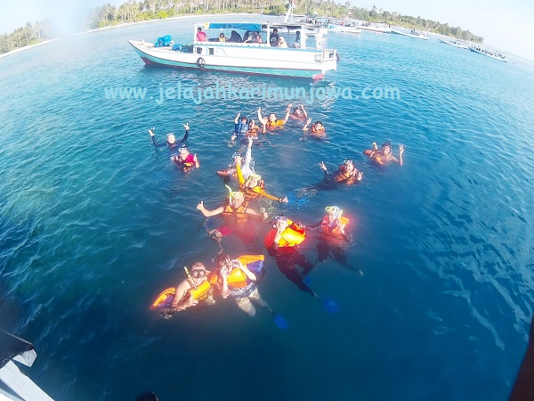 paket wisata karimunjawa snorkeling 3h2m