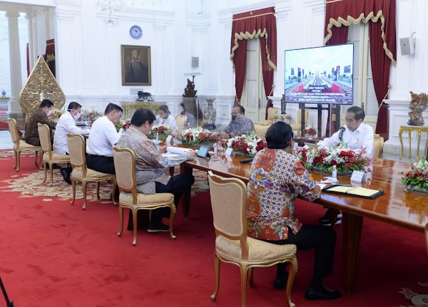 Presiden Sempat Tidak Pakai Masker Saat Ratas, Ini Klarifikasi Istana