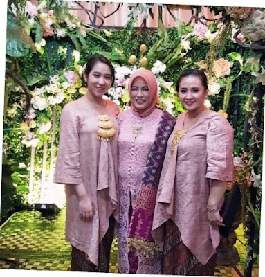 Model Baju Kebaya Modern Untuk Wanita Gemuk