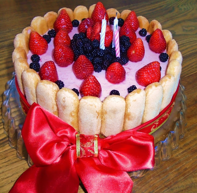 Charlotte Cake de fresas