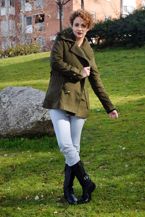 Outfit-abrigo-verde-militar-shein-2