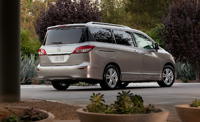 2011 Nissan Quest Rear Angle View