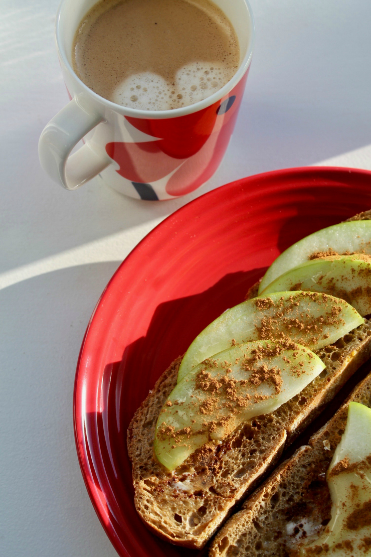 Easy Recipe for Apple Cinnamon Toast. Perfect for a nice weekend breakfast.