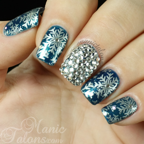 snowflakes and crystals nails