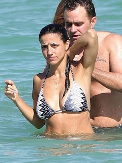 Shoshanna Lonstein Bikini Pictures 2