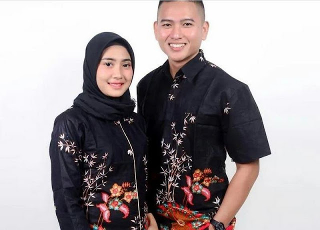 batik-couple-premium