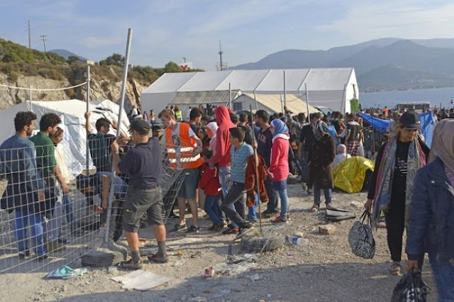 DW: Η Ελλάδα αναμένει 100.000 αφίξεις μεταναστών