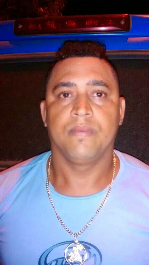 Homem assassinado na porta de casa no Jequiezinho