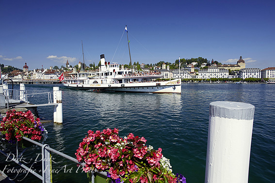 DS Stadt Luzern departing in Lucerne