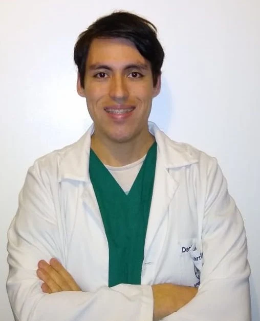 Daniel Olavarría. Cirujano Dentista