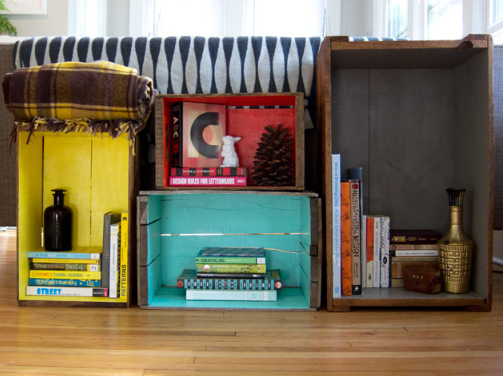 LOVELY DIY COLORED WOODEN CRATES