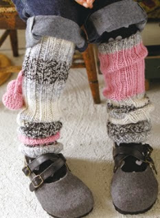 http://gosyo.co.jp/english/pattern/eHTML/ePDF/1002/amicomo5-5_Legwarmers.pdf