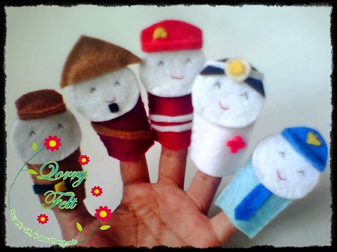 Boneka Jari Profesi ( Dokter, Polisi, Pilot, Petani ) dLL