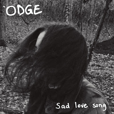 Odge, aka Eleonore Du Bois, présente son nouveau titre "Sad Love Song" issu de son projet solo ODGE.