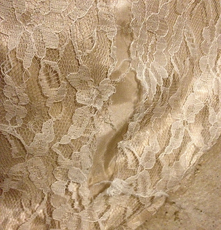 Carry on, Gorgeous!: How to: Mending Torn Lace