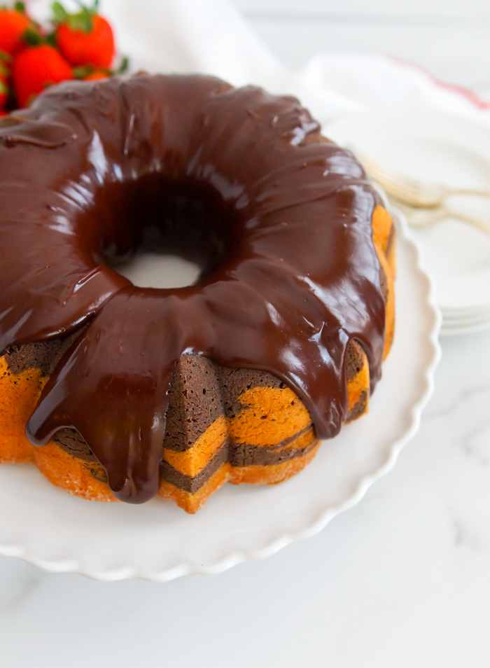 Chocolate Vanilla Swirl Bundt Cake with Glossy Ganache ...