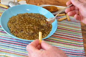 arroz con calamares en su tinta, arroz con calamares en su tinta de lata, arroz con calamares en su tinta de lata receta, arroz con calamares en su tinta fácil y rápido, las delicias de mayte,