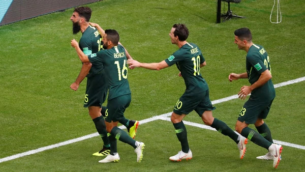 Dinamarca empató con Australia 1-1