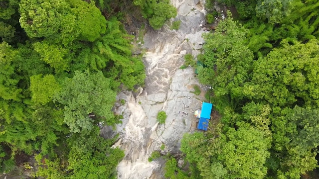 ទឹក​ធ្លាក់​ជ្រាវ​ Chreav Waterfall