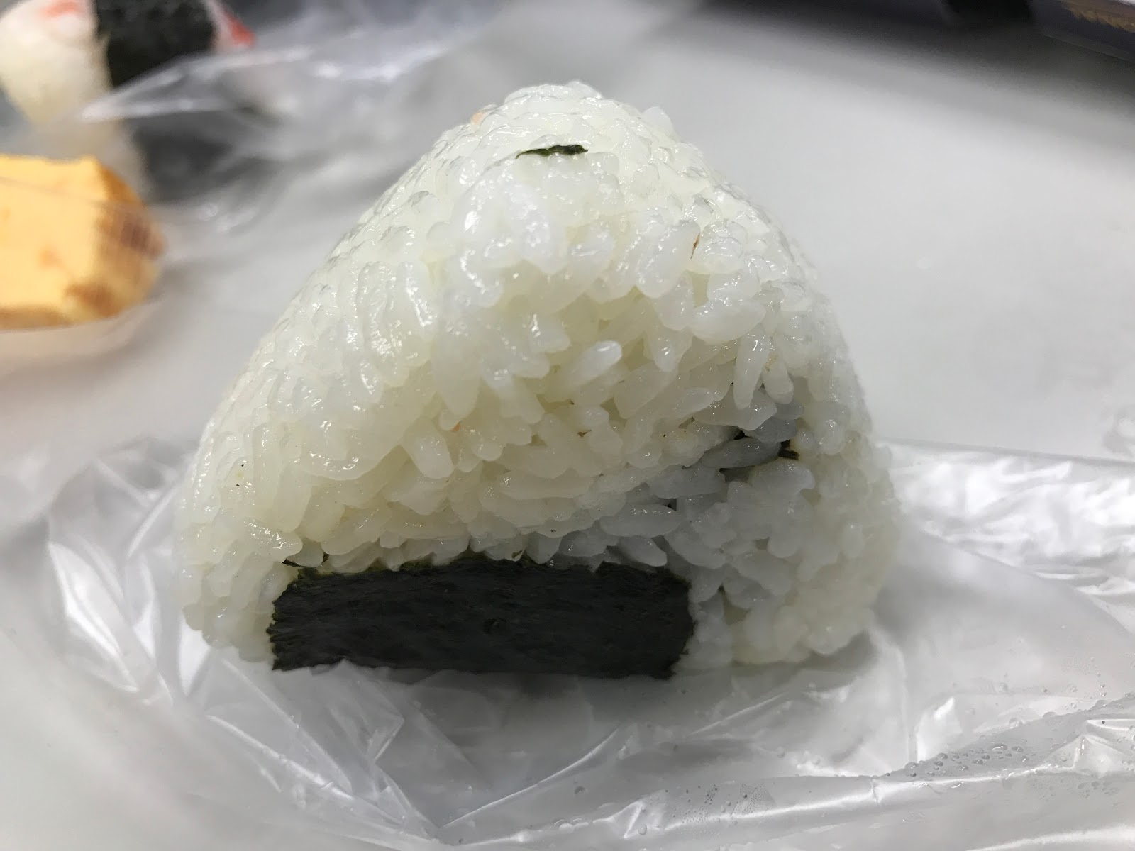 そらすの喰歴２ 天野商店 南麻布 高級住宅街のお米屋さんオムスビ
