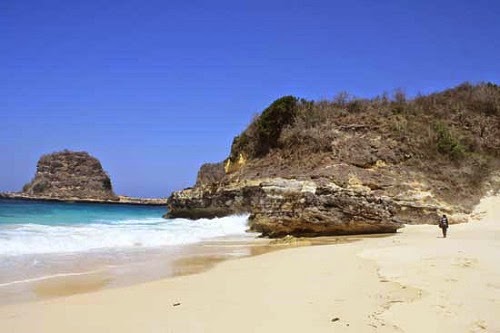 Beauty Tourism Tanjung Ringgit in Lombok