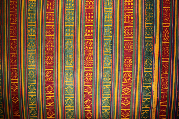 bhutanese textile antique silk vegetable dye lung sder ma kira go Kira