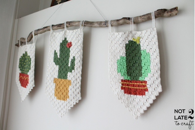 Not 2 late to craft: Banderola cactus de ganxet C2C #3 patró gratuït / C2C crochet cactus banner #3 free pattern / Banderola patrón gratis