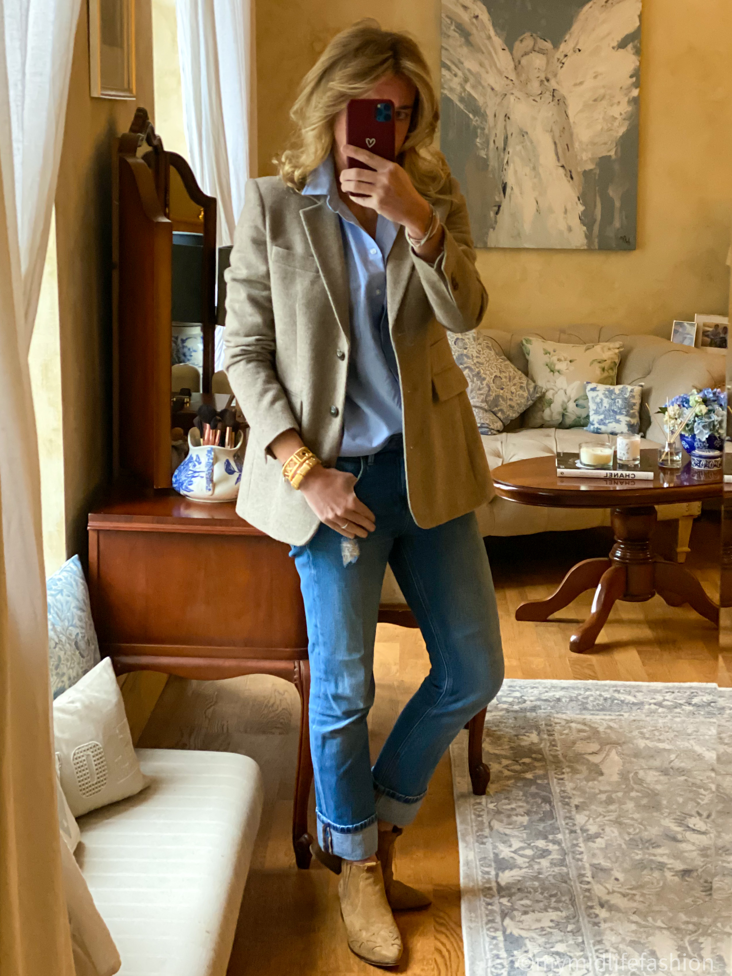my midlife fashion, baukjen Gaya Blazer, baukjen caitly shirt, no 44 boyfriend jean, vintage gold bangles, Zara western heel ankle boots