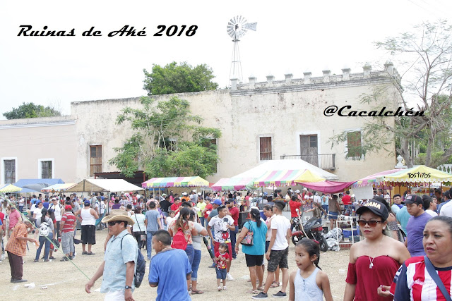 fieles y visitantes a venerar el cristo de las ruinas de ake