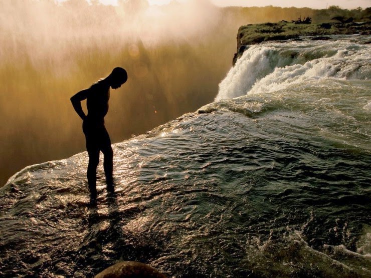 6. The Devil’s Pool, Victoria Falls, Zambia - Top 10 Natural Pools