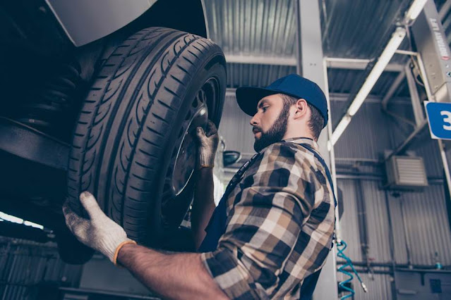 Mechanic