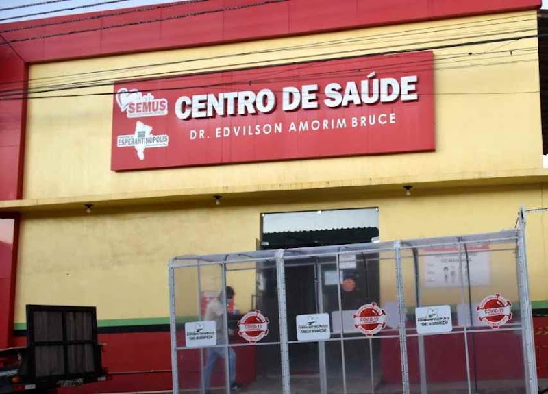 Faz uma semana que não há exames para covid-19 no Centro de Saúde de Esperantinópolis.