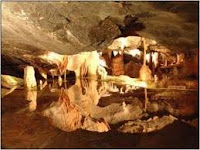 Una de las salas de la Cueva del Tesoro, situada en el municipio malagueño oriental de Rincón de la Victoria, puerta de la Axarquía, a 10 kms. de Málaga capital