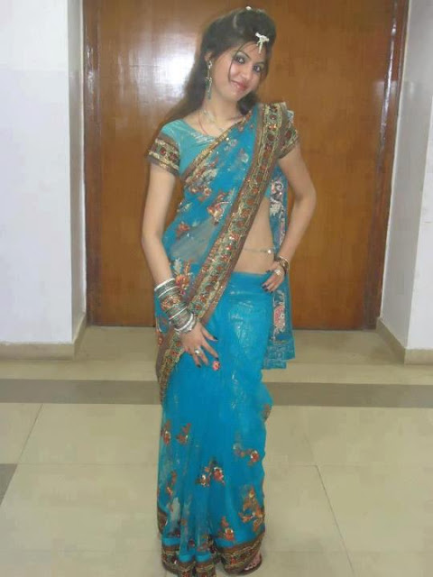 desi-girl-in-full-sari