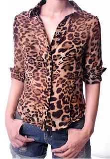 Blusa de gasa de manga larga con estampado tipo leopardo
