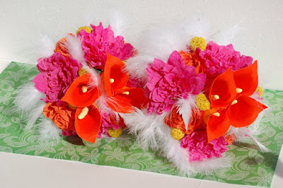 Feather Wedding Bouquets on Feather Wedding Bouquet And Bridesmaids Bouquets   Weddings   Top News