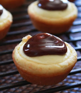 BOSTON CREAM PIE COOKIE BITES