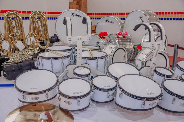 Cícero Lucena entrega mais de mil instrumentos musicais para escolas de João Pessoa