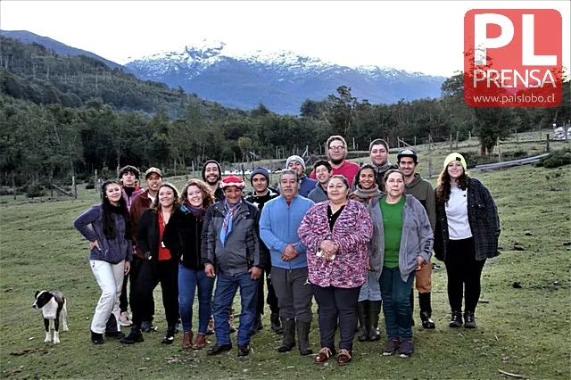 Estudiantes de Universidad San Sebastián, sede De la Patagonia y beneficiarios del Proyecto