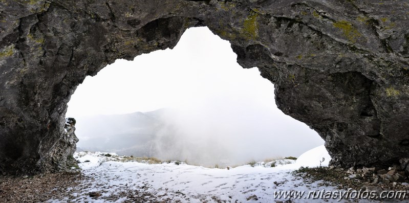 Grazalema - Cueva de las dos puertas