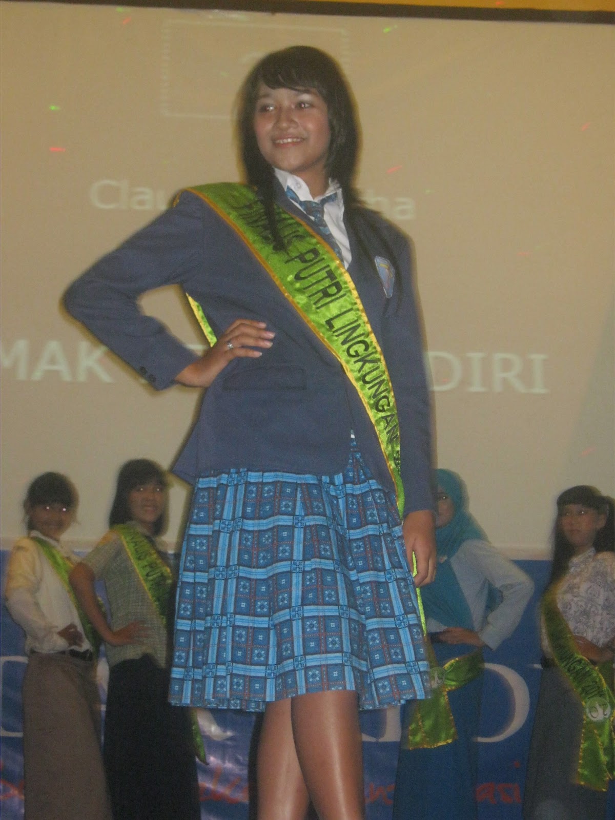 Finalis Putri Lingkungan Sekolah 02 CLAUDYA AGATHA