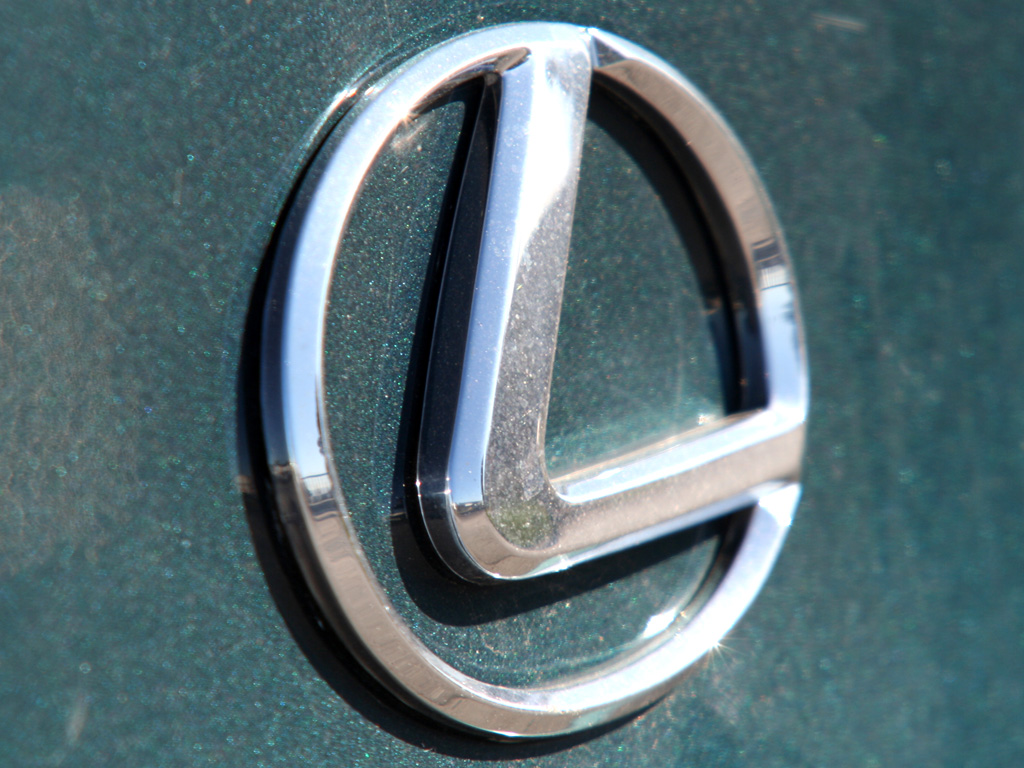 Starting With L Lexus Logo