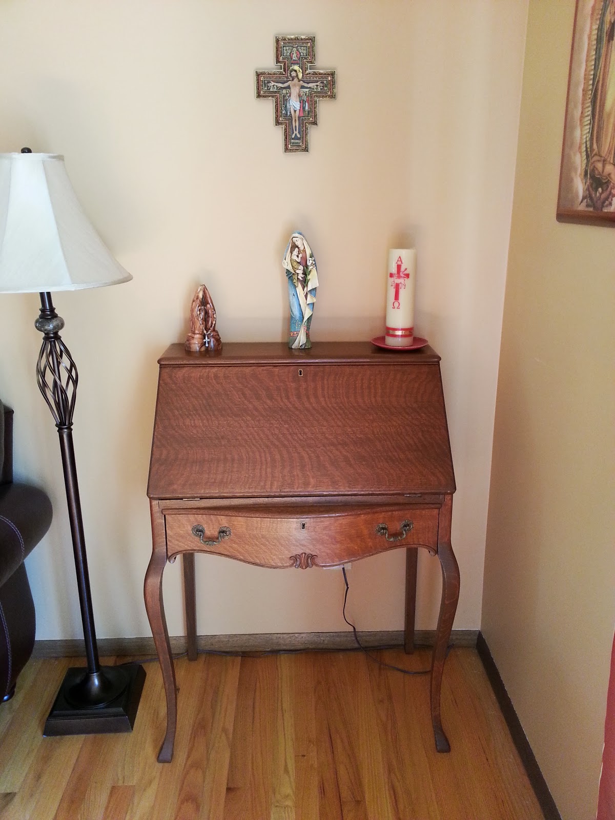 a catholic  madre Catholic Home Altar 